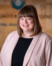 Michelle Aura, LSW, ACM